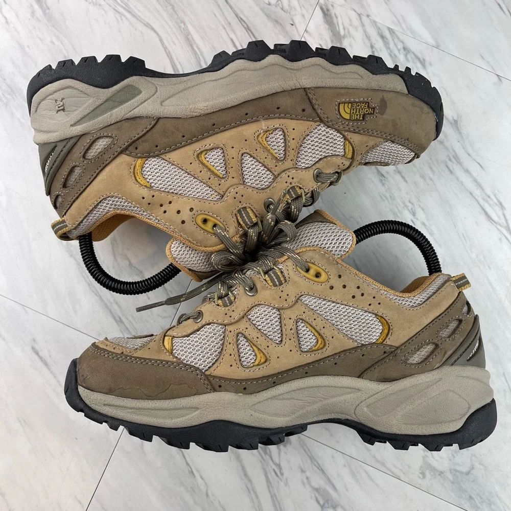 The North Face never worn